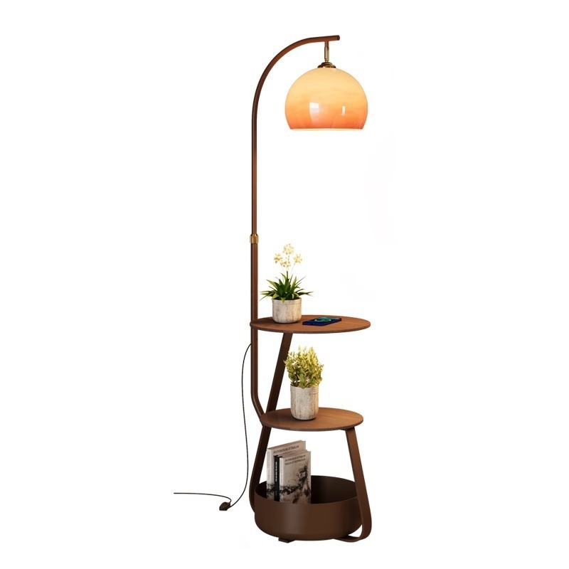 Coffee & Tea Haus - Lampadaire, table de chevet antique pour